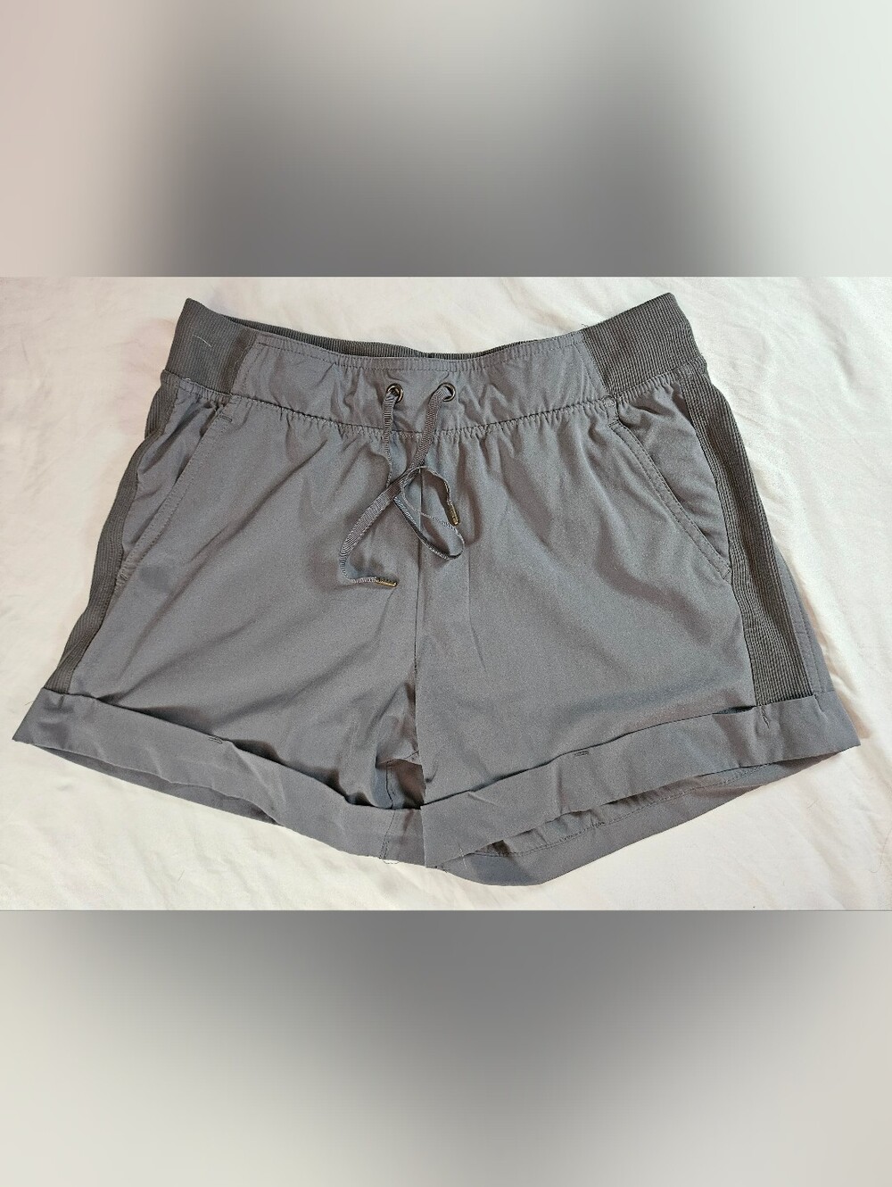 C9 By Champion Womens Gray Elastic Drawstring Waist Athletic Shorts Size Medium